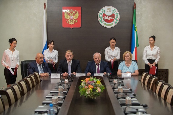 В Правительстве Хакасии подписали соглашение о МРОТ