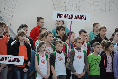 Хакасские спортсмены достойно выступили на чемпионате и первенстве СФО по скалолазанию