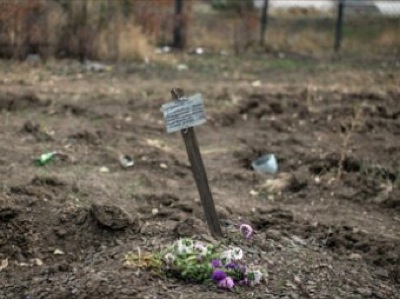 Под Донецком найдено массовое захоронение с 400 телами